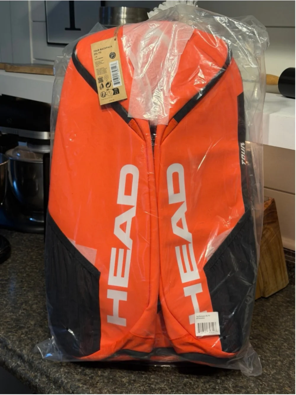 Head has pockets includes